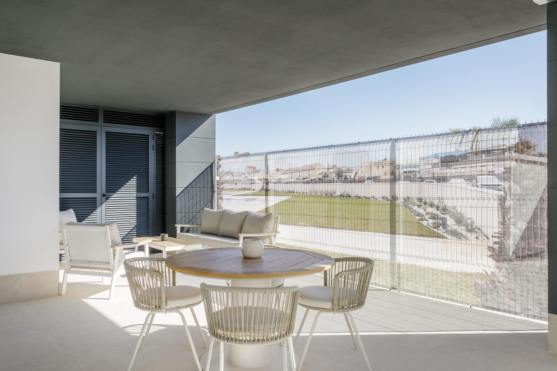 Dzīvoklis Torrevieja, Alicante, Spānijā 2 istabas, 65 m2 Nr. 135234