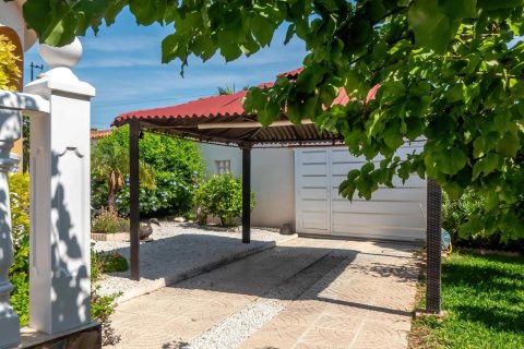 Villa in vendita a Torrevieja, Alicante, Spagna 3 camere da letto, 255 mq. N° 189023 - foto 4