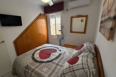 Bungalow w Torrevieja, Alicante, Hiszpania 3 sypialnie, 61 mkw. nr 189020 – zdjęcie 19