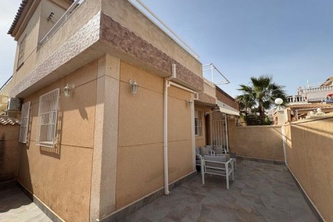 Bungalow w Torrevieja, Alicante, Hiszpania 3 sypialnie, 61 mkw. nr 189020 – zdjęcie 7