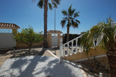 Villa à vendre à Ciudad Quesada, Alicante, Espagne, 5 chambres, 380 m2 No. 189022 - photo 9