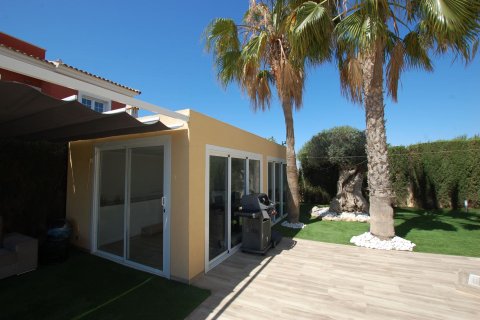 Villa à vendre à Ciudad Quesada, Alicante, Espagne, 5 chambres, 380 m2 No. 189022 - photo 8