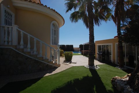 Villa à vendre à Ciudad Quesada, Alicante, Espagne, 5 chambres, 380 m2 No. 189022 - photo 5