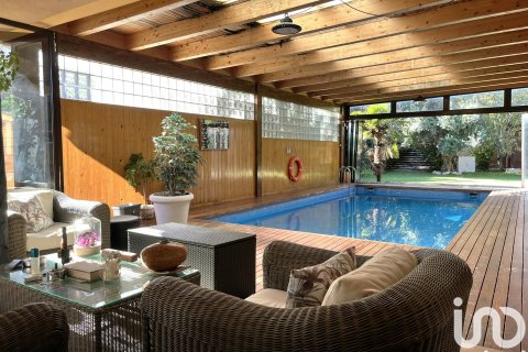 Dom w Cabrera de Mar, Barcelona, Hiszpania 4 sypialnie, 800 mkw. nr 154179 – zdjęcie 20