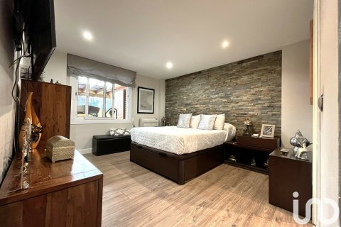 Dom w Cabrera de Mar, Barcelona, Hiszpania 4 sypialnie, 800 mkw. nr 154179 – zdjęcie 12