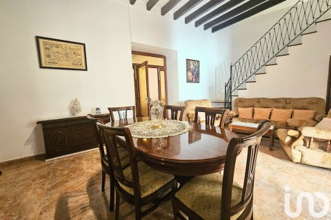Hus till salu i Binissalem, Mallorca, Spanien 3 sovrum, 395 kvm. Nr. 154177 - foto 2