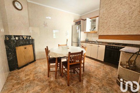 Hus till salu i Binissalem, Mallorca, Spanien 3 sovrum, 395 kvm. Nr. 154177 - foto 9