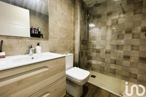 Huoneisto myytävänä Mataro, Barcelona, Espanja, 2 makuuhuonetta, 75 m2 No. 154183 - kuva 16