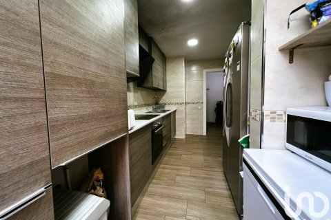 Huoneisto myytävänä Mataro, Barcelona, Espanja, 2 makuuhuonetta, 75 m2 No. 154183 - kuva 12