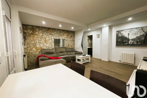 Huoneisto myytävänä Mataro, Barcelona, Espanja, 2 makuuhuonetta, 75 m2 No. 154183 - kuva 6