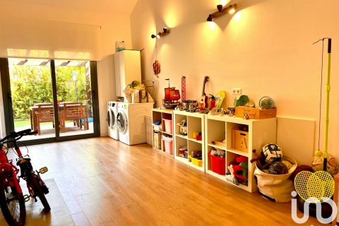 Dom w Sant Andreu de Llavaneres, Barcelona, Hiszpania 5 sypialni, 250 mkw. nr 154182 – zdjęcie 7