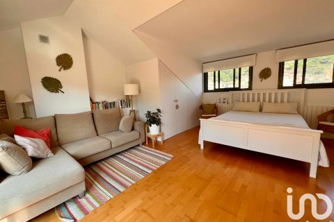 Dom w Sant Andreu de Llavaneres, Barcelona, Hiszpania 5 sypialni, 250 mkw. nr 154182 – zdjęcie 22