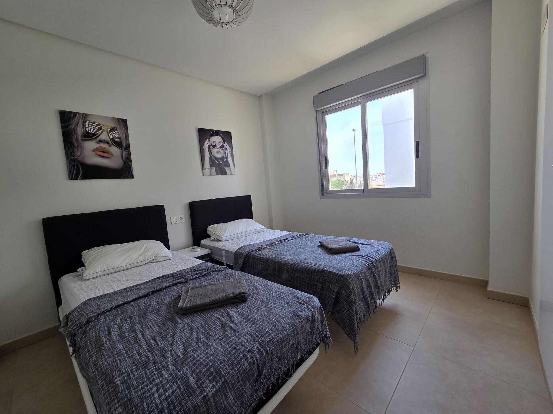 Сasa en La Zenia, Alicante, España 3 dormitorios, 139 m2 No. 178179