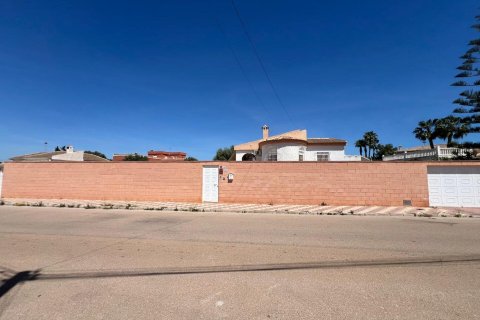 Villa in vendita a Torrevieja, Alicante, Spagna 5 camere da letto, 190 mq. N° 178180 - foto 18