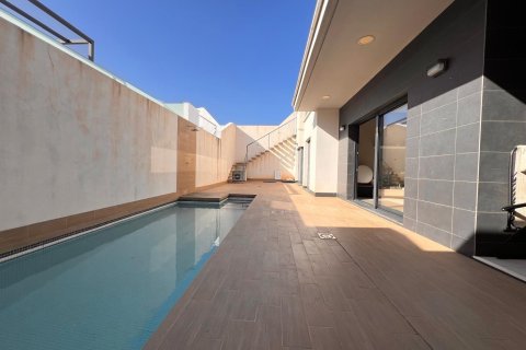 Villa à vendre à Cabo Roig, Alicante, Espagne, 3 chambres, 96 m2 No. 189363 - photo 3