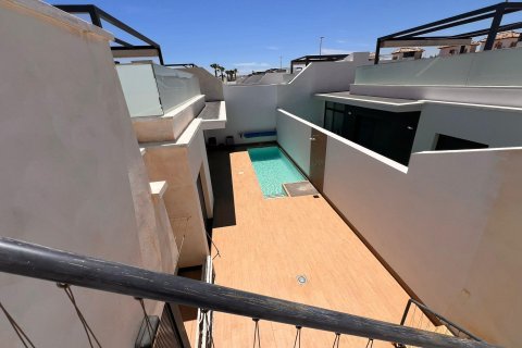 Villa à vendre à Cabo Roig, Alicante, Espagne, 3 chambres, 96 m2 No. 189363 - photo 19