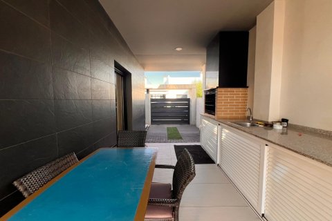Villa à vendre à Cabo Roig, Alicante, Espagne, 3 chambres, 96 m2 No. 189363 - photo 6