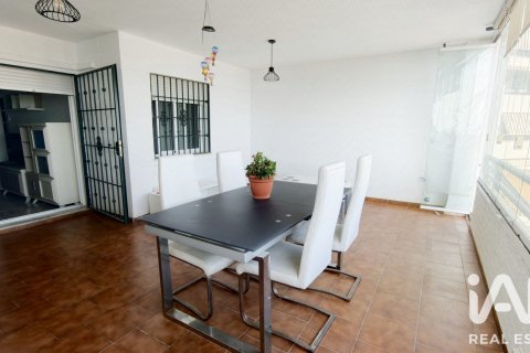Huoneisto myytävänä Rincon de la Victoria, Malaga, Espanja, 2 makuuhuonetta, 105 m2 No. 193499 - kuva 7