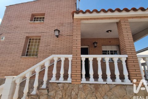 Casa a Montferri, Tarragona, Spagna 3 camere da letto, 225 mq. N° 193498
