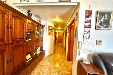 Apartamento en venta en Torrevieja, Alicante, España 3 dormitorios, 140 m2 No. 155691 - foto 12