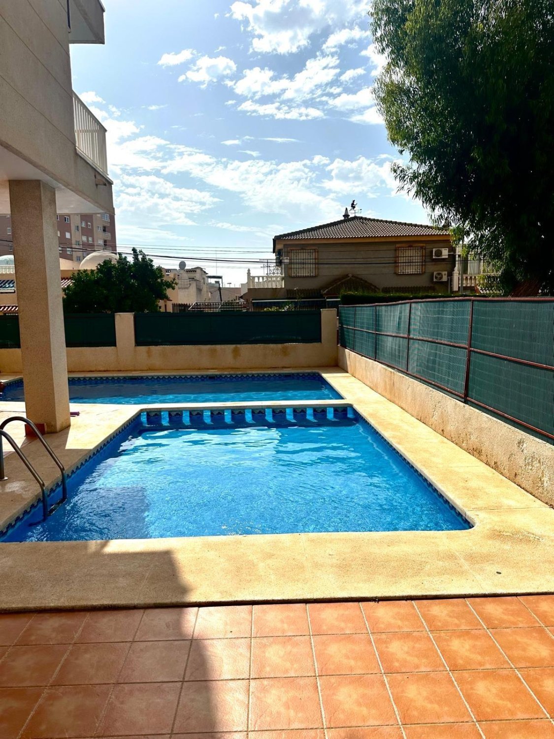 Apartamento en Torrevieja, Alicante, España 3 dormitorios, 140 m2 No. 155691