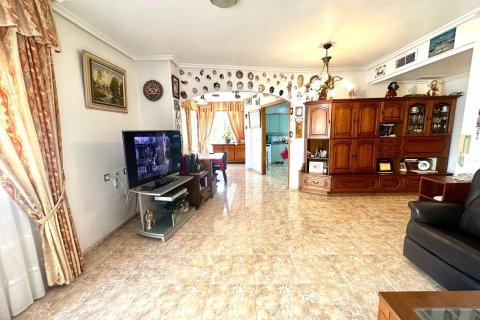 Apartamento en venta en Torrevieja, Alicante, España 3 dormitorios, 140 m2 No. 155691 - foto 6