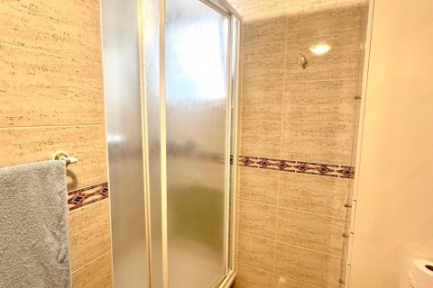 Apartamento en venta en Torrevieja, Alicante, España 3 dormitorios, 140 m2 No. 155691 - foto 13