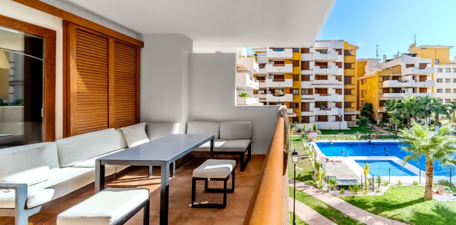 Квартира в Пунта Прима, Аликанте, Испания 3 спальни, 115м2 №136726