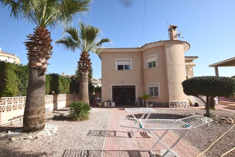 Villa à vendre Ciudad Quesada, Alicante, Espagne, 4 chambres, 174 m2 No. 136728 - photo 3
