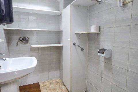 Liikekiinteistö myytävänä Guardamar del Segura, Alicante, Espanja, 1 makuuhuone, 117 m2 No. 136729 - kuva 25