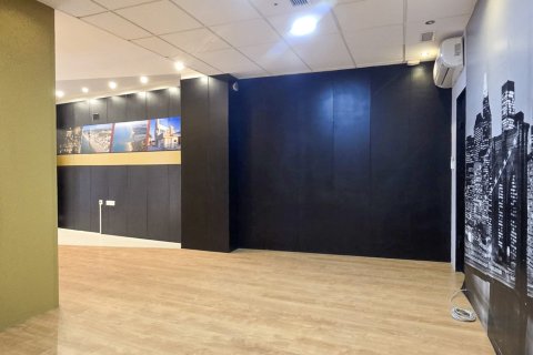 Liikekiinteistö myytävänä Guardamar del Segura, Alicante, Espanja, 1 makuuhuone, 117 m2 No. 136729 - kuva 17