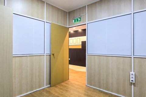 Liikekiinteistö myytävänä Guardamar del Segura, Alicante, Espanja, 1 makuuhuone, 117 m2 No. 136729 - kuva 15