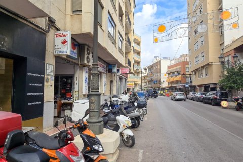 Liikekiinteistö myytävänä Guardamar del Segura, Alicante, Espanja, 1 makuuhuone, 117 m2 No. 136729 - kuva 27