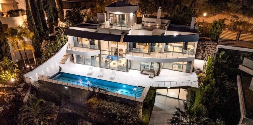 Вилла в Зона Альтеа Хиллс, Аликанте, Испания 5 спален, 635м2 №136731