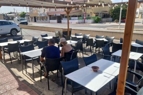 Liikekiinteistö Torrevieja, Alicante, Espanja No. 193585
