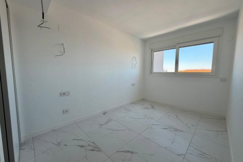 Apartment for sale in Punta Prima, Alicante, Spain 2 bedrooms, 76 sq.m. No. 190196 - photo 16