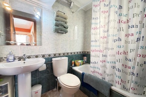Apartamento en venta en Cabo Roig, Alicante, España 3 dormitorios, 115 m2 No. 190193 - foto 9