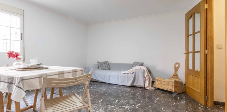 Apartament w Valencia, Hiszpania 3 sypialnie, 78 mkw. nr 144351