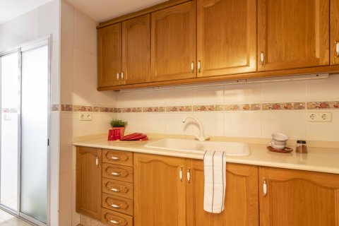 Apartament w Valencia, Hiszpania 3 sypialnie, 78 mkw. nr 144351 – zdjęcie 4