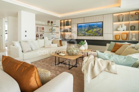 Продажа виллы в Бенахавис, Малага, Испания 8 спален, 958м2 №159128 - фото 2