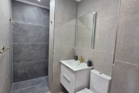 Apartment à vendre à Los Cristianos, Tenerife, Espagne, 1 chambre, 60 m2 No. 194714 - photo 6