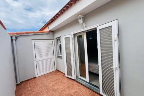 Bungalow for sale in Callao Salvaje, Tenerife, Spain 3 bedrooms, 81 sq.m. No. 194713 - photo 23