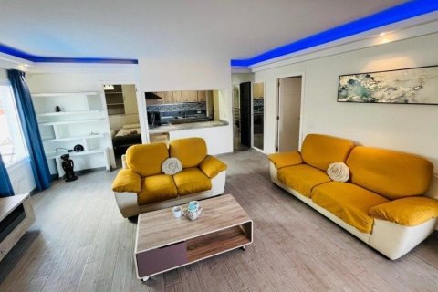 Bungalow for sale in Callao Salvaje, Tenerife, Spain 3 bedrooms, 81 sq.m. No. 194713 - photo 4