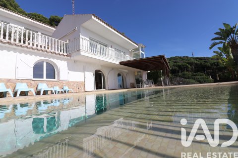 Casa a Cabrils, Barcelona, Spagna 6 camere da letto, 307 mq. N° 152687