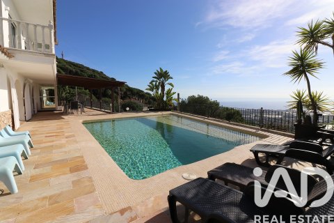 Продажа дома в Кабрильс, Барселона, Испания 6 спален, 307м2 №152687 - фото 22