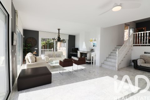 Продажа дома в Кабрильс, Барселона, Испания 6 спален, 307м2 №152687 - фото 9