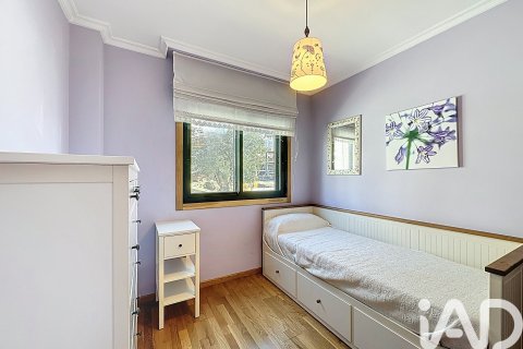 Apartamento en venta en Sanxenxo, Pontevedra, España 3 dormitorios, 95 m2 No. 152689 - foto 17