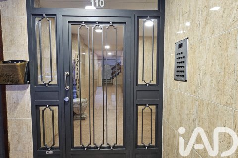 Lägenhet till salu i Barcelona, Spanien 4 sovrum, 95 kvm. Nr. 152685 - foto 23