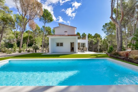 House in Altea, Alicante, Spain 3 bedrooms, 195 sq.m. No. 187021
