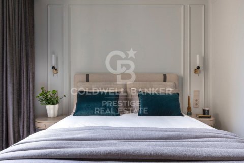 Apartment à vendre à Barcelona, Espagne, 4 chambres, 201 m2 No. 159434 - photo 12